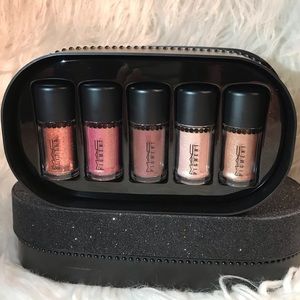 LIMITED EDITION MAC pigment glitter kit